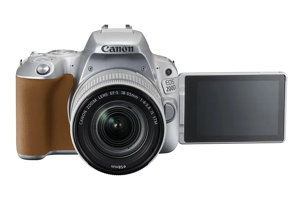 Canon EOS 200D, kamera DSLR Canon berbodi ringan dan bobot ringan dengan LCD touch screen. (Doc.Canon)