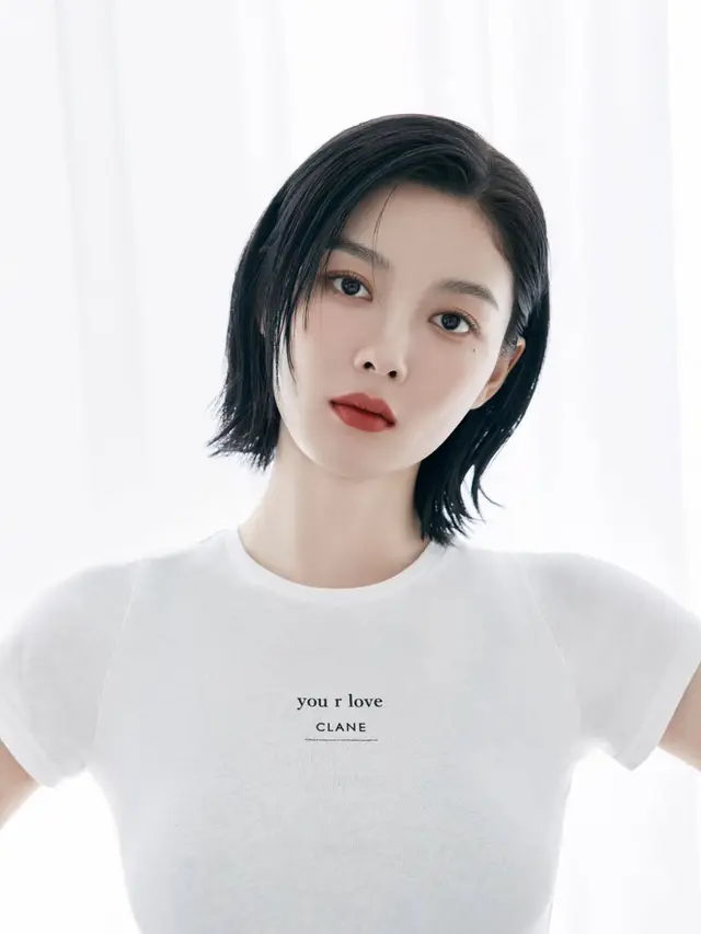 Kim Yoojung, Lembut Namun Tegas
