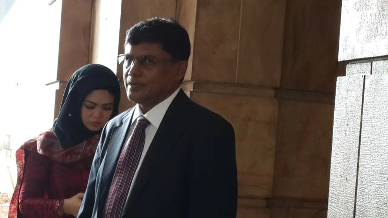 Menteri Energi dan Sumber Daya Mineral (ESDM) Sudirman Said melantik Marzuki Daham sebagai Kepala Badan Pengelola Migas Aceh.
