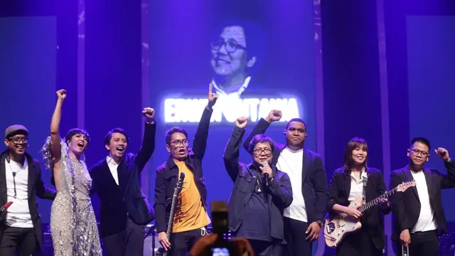 [Fimela] Penampilan Erwin Gutawa bersama sejumlah penyanyi di BNI Java Jazz Festival 2022
