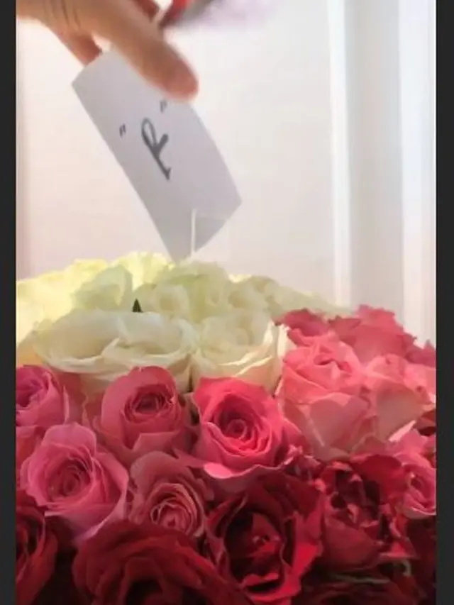 Luna Maya (Foto: Instagram/@lunamaya)