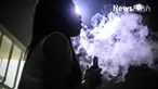 Tren mengisap shisha atau disebut juga dengan hookah membuat banyak kafe menyediakan “rokok” Arab ini. Padahal, asap dari shisha lebih polutan di dalam ruangan.