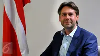 Dubes Denmark untuk Indonesia, Casper Klynge saat wawancara khusus dengan Tim Liputan6.com di Kantor Kedubes Denmark, Wisma Rajawali, Jakarta, Jumat, (18/9/2015). (Liputan6.com/Faisal R Syam)