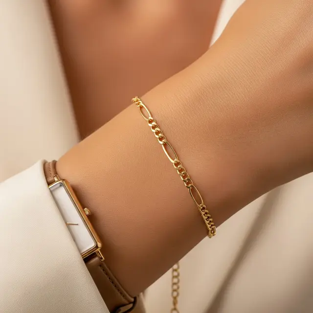 9 Model Gelang Emas Rantai Model Figaro Chain Kekinian, Perpaduan Klasik dan Modern