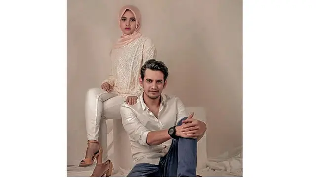 Kerap Berperan Antagonis, Ini 7 Potret Teuku Mirza dengan Keluarga