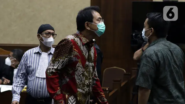 FOTO: Azis Syamsuddin Kembali Jalani Sidang Lanjutan Suap Penanganan Perkara