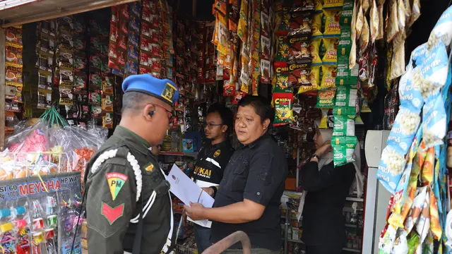 razia rokok ilegal di kabupaten bandung barat