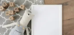 Beige mom aesthetic populer di kalangan ibu yang menyukai warna netral untuk anak dan rumah. Tren ini menawarkan ketenangan, namun juga menimbulkan perdebatan tentang stimulasi visual bagi tumbuh kembang anak./ Photo by Katsia Jazwinska on Unsplash.