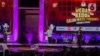 Para Cawapres nomor urut satu, dua, dan tiga saat sesi tanya jawab pada debat kedua Pemilu 2024 di Jakarta Convetion Center, Jumat (22/12/2023). (Liputan6.com/Faizal Fanani)