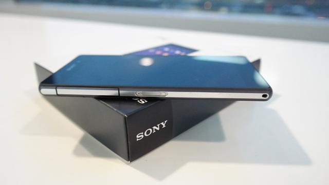 Sony Xperia Z2 9
