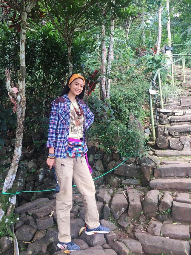 7 Transformasi Lita Hendratno, Miss Indonesia yang Kini Viral Jadi Emak Berdaster