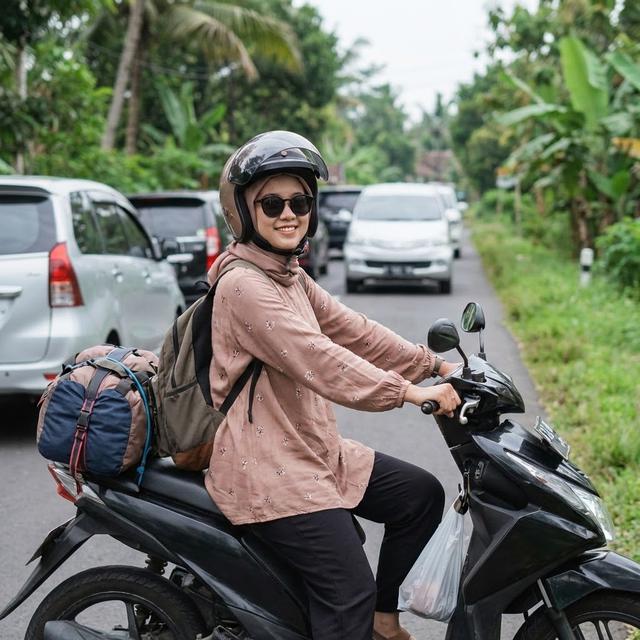 1. Blus Tunik Pendek Bahan Katun Rayon