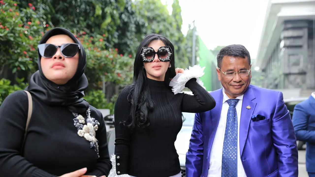 [Bintang] Syahrini