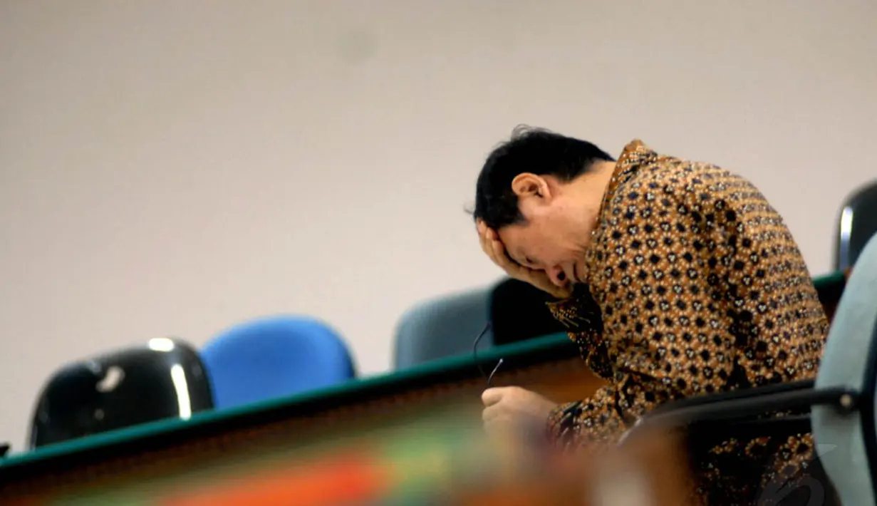 Mantan Sekjen Kemenlu, Sudjadnan Parnohadiningrat hadapi sidang vonis di pengadilan Tipikor, Jakarta, Rabu, (23/7/14) (Liputan6.com/ Miftahul Hayat) 