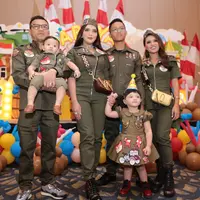 Tepat di tanggal 28 Oktober 2017, anak kedua pasangan Anang Hermansyah dan Ashanty, Arsyana Akbar Pemuda Hermansyah berulang tahun yang pertama.  (Adrian Putra/Bintang.com)