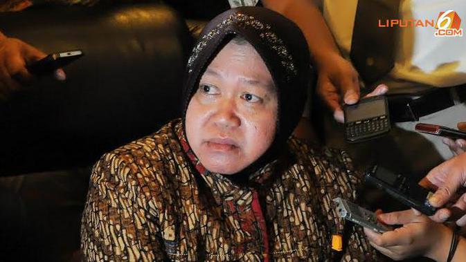 Walikota Surabaya Tri Rismaharini sempat merasa sesak napas.