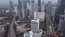 <p>Foto udara memperlihatkan jalanan yang biasanya ramai di Jakarta pada 1 Mei 2022, setelah masyarakat kembali ke kampung halaman untuk merayakan Idul Fitri yang menandai berakhirnya bulan suci Ramadhan. (AFP/Bay Ismoyo)</p>