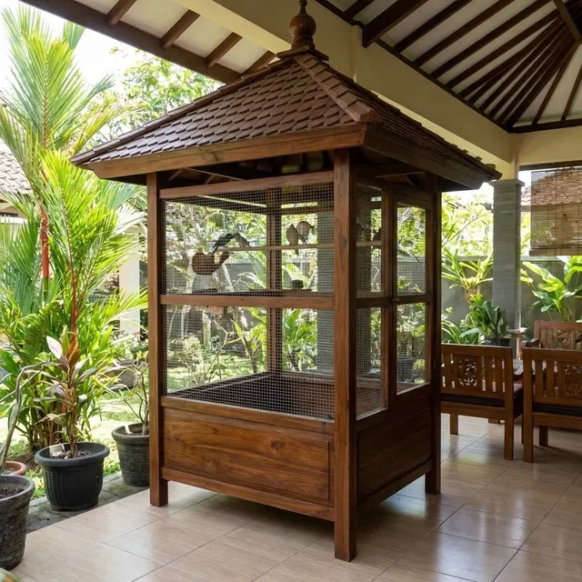 Teras dengan Kandang Burung