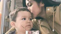 Makin Akrab, Anak Jessica Iskandar Berani Rangkul Gempita