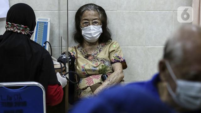 FOTO: Program Vaksinasi Booster COVID-19 Sasar Kelompok Rentan