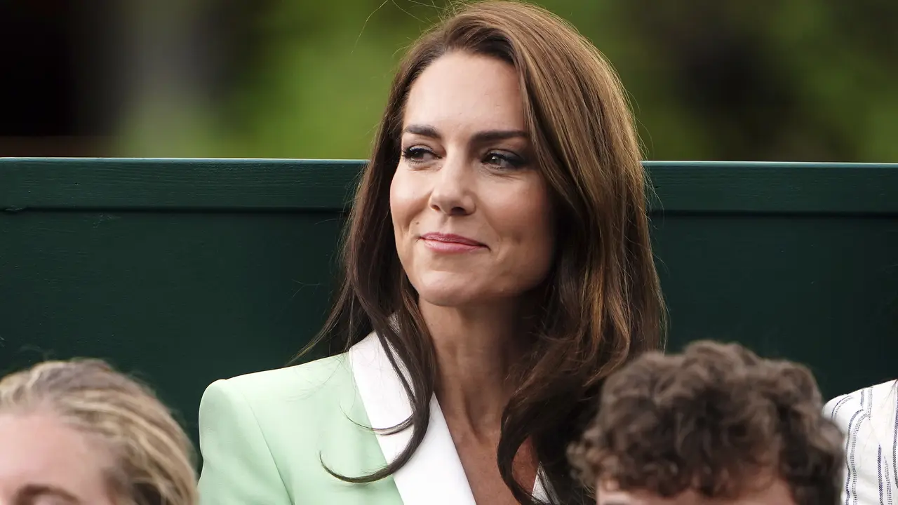 Kate Middleton membuat penampilan kejutan di Wimbledon