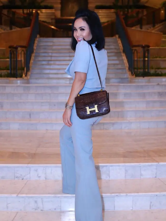 [Bintang] Yuni Shara