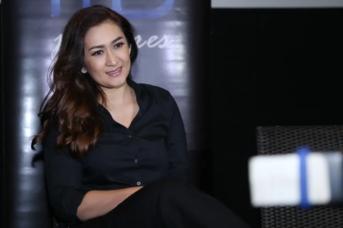 [Bintang] Nafa Urbach
