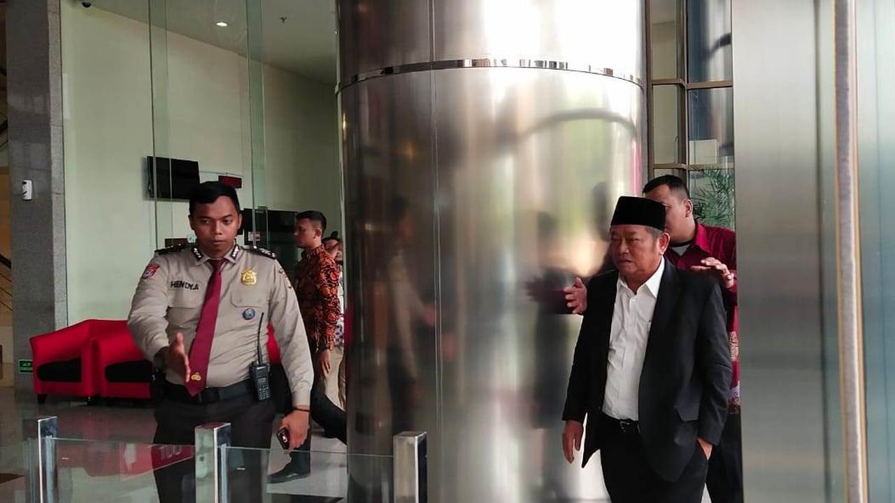 Bupati Sidoarjo Saiful Ilah