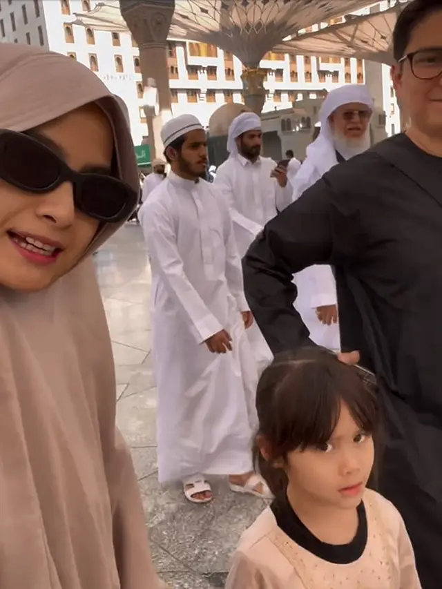 Acha Septriasa berhijab (Instagram/septriasaacha)