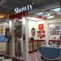 Showty di Indo Beauty Expo.