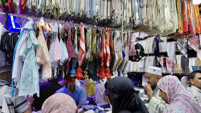 Pasar Kakiyah, tempat favorit jemaah haji Indonesia berburu oleh-oleh.