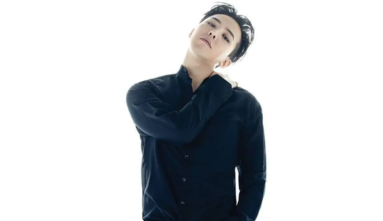 Tidak hanya itu, seorang yang diduga manajer juga terlihat keluar masuk kamar G-Dragon di luar jam besuk. Pihak YG Entertainment sendiri membantah semua tuduhan yang diberitakan oleh Dispatch. (Foto: Soompi.com)