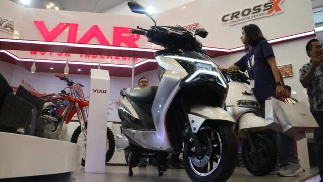  Viar  Bawa Motor  Bergaya Klasik Hingga Listrik  ke GIIAS 
