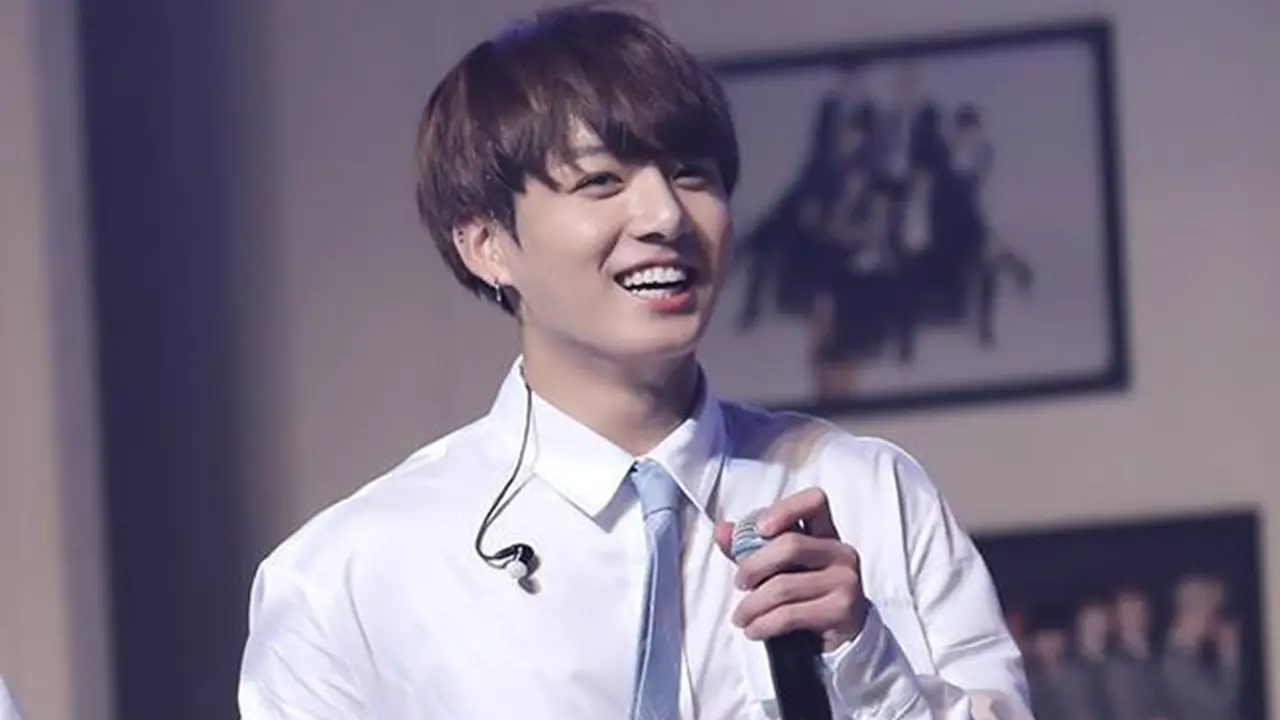 [Bintang] Jungkook BTS Cover 5 Lagu Ini, Mana Favorit Kamu?