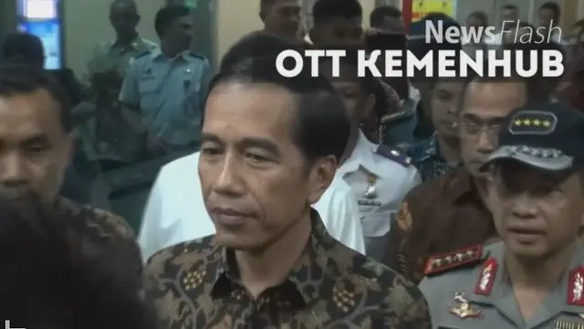 Presiden Joko Widodo (Jokowi) datang langsung ke Kementerian Perhubungan saat Polri melakukan penangkapan terhadap pelaku pungutan liar (pungli). Hal ini mengundang berbagai respon dari publik, sebagian menganggap sikap Presiden berlebihan.