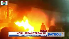 Api baru berhasil dipadamkan setelah petugas damkar menerjunkan satu unit mobil pemadamnya.