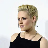 Kristen Stewart secara resmi mengumumkan hubungan cintanya dengan St. Vincent. (AFP/Bintang.com)
