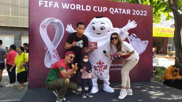 Maskot Piala Dunia 2022 La’eeb Meriahkan CFD Jl Slamet Riadi Solo
