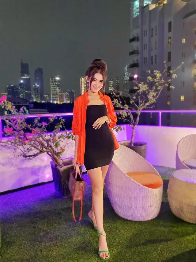 [Fimela] Ade Bunga Niari