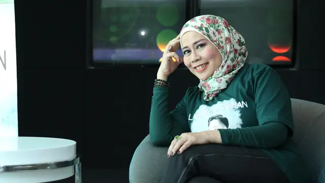 Dewi Yull Kenang Mendiang Anak di Film Sebuah Lagu untuk Tuhan