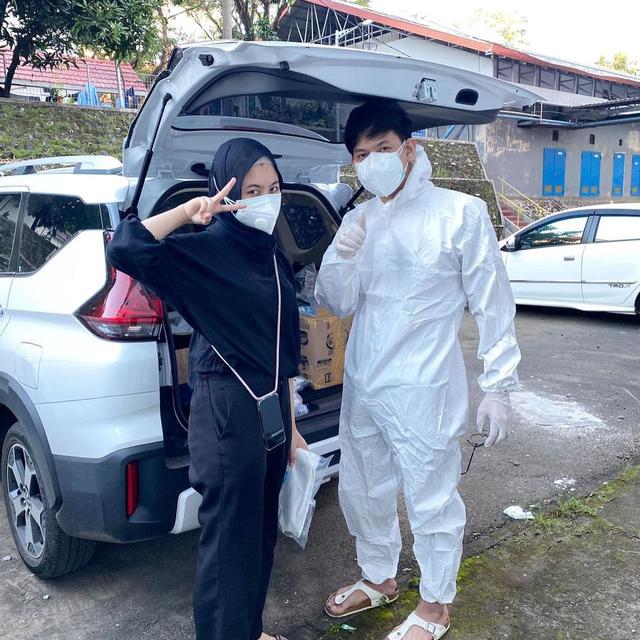 6 Potret Andi Arsyil dan Adiknya yang Seorang Dokter, Bak Pasangan Kekasih