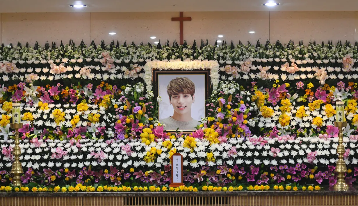 Kabar meninggalnya Jonghyun SHINee memang cukup menyita perhatian publik. (CHOI Hyuk/pool/AFP)