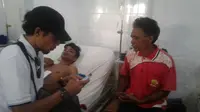 FK saat dirawat di rumah sakit akibat menenggak racun rumput. Foto: (Ola Keda/Liputan6.com)