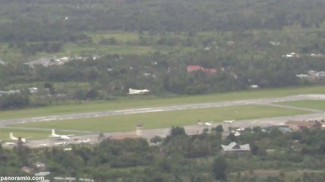 bandara-sentani-140214b.jpg