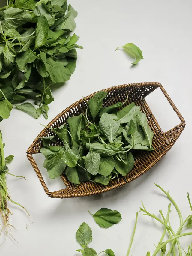 sayur bayam