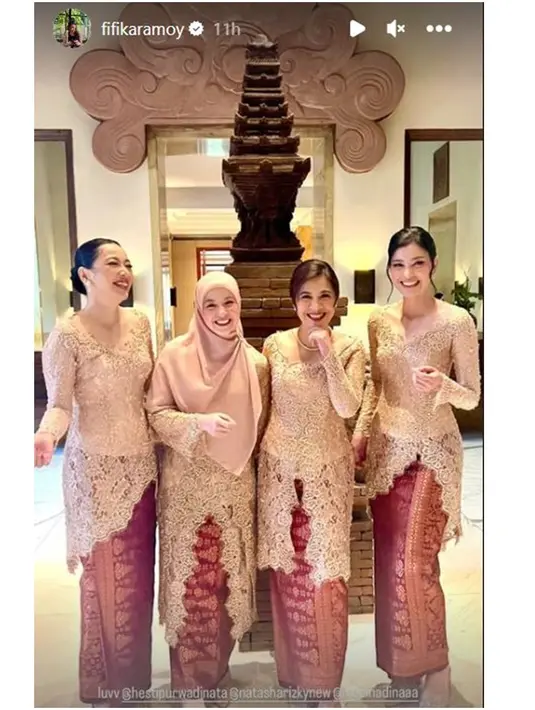 Potret Natasha Rizky di pernikahan Enzy Storia, tampil bersama Desta. (Sumber: Instagram/fifikaramoy)