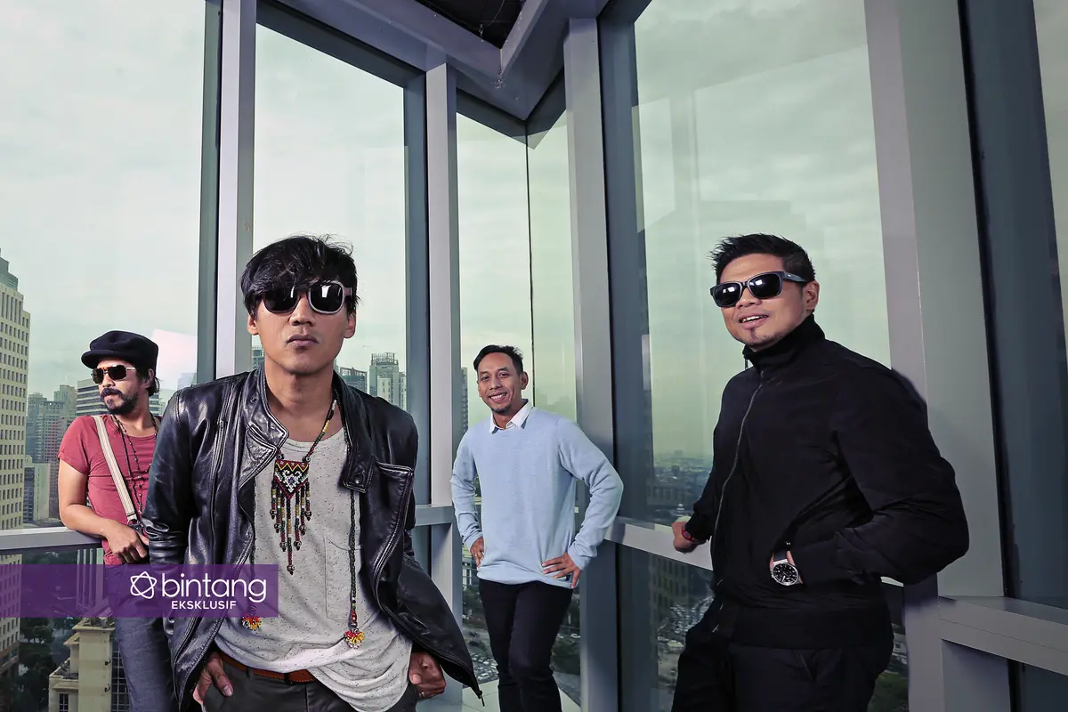 [Bintang] Video: The Dance Company dan Ide Klasik dalam Single Foto