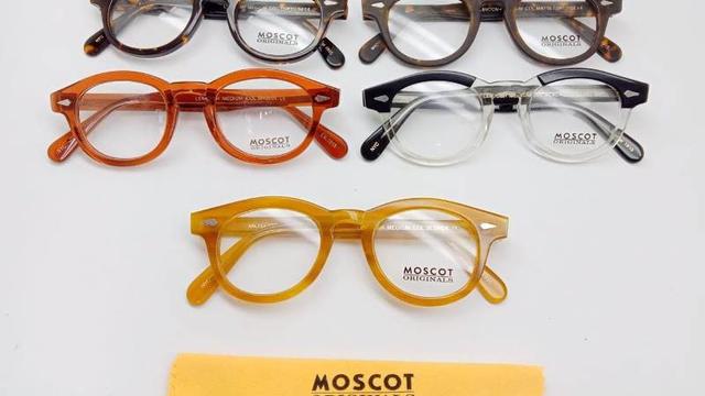 Beli Kacamata, Lensa Kontak sampai Konsultasi Kini Tak Perlu Datang Langsung ke Optik