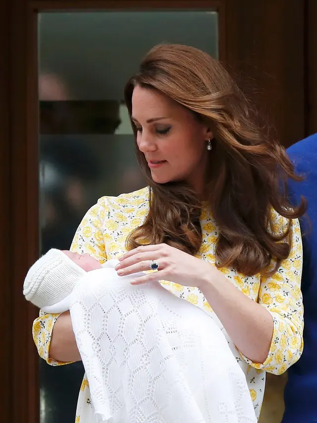 Ini Wajah Lucu Bayi Perempuan Kate Middleton dan Pangeran William