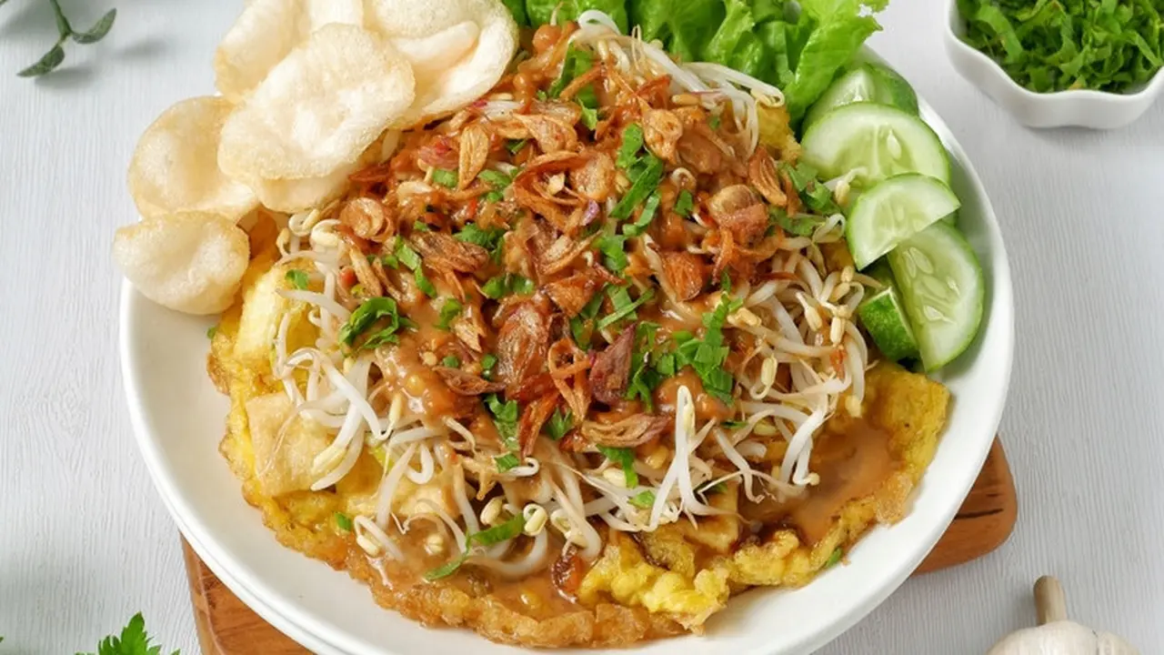 tahu telur bumbu kacang